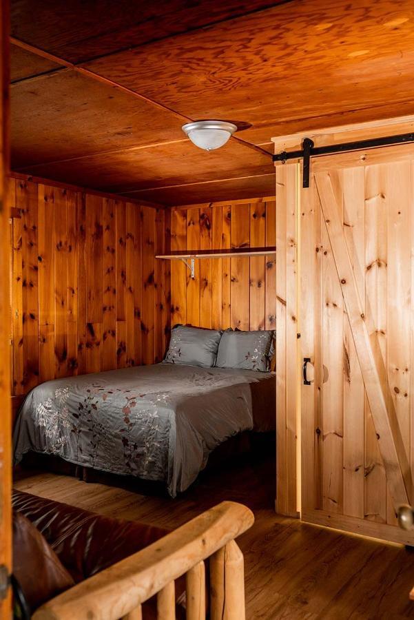 The Long View Lodge Long Lake Экстерьер фото